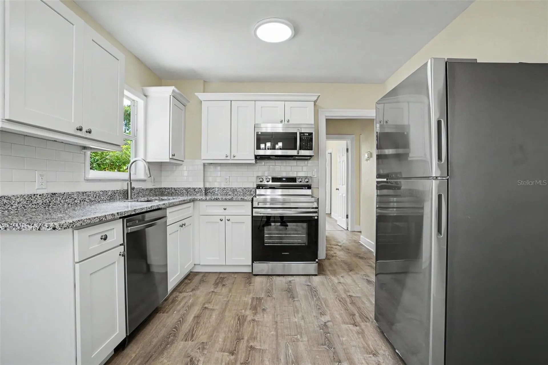 850 18th Avenue S St Petersburg FL 33705
