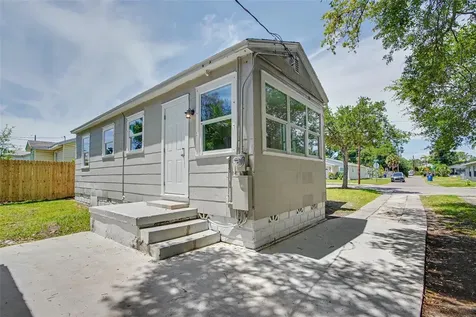 850 18th Avenue S St Petersburg FL 33705