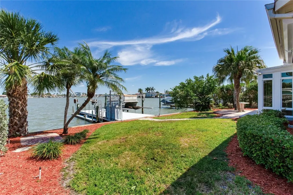 324 173rd Avenue E North Redington Beach FL 33708