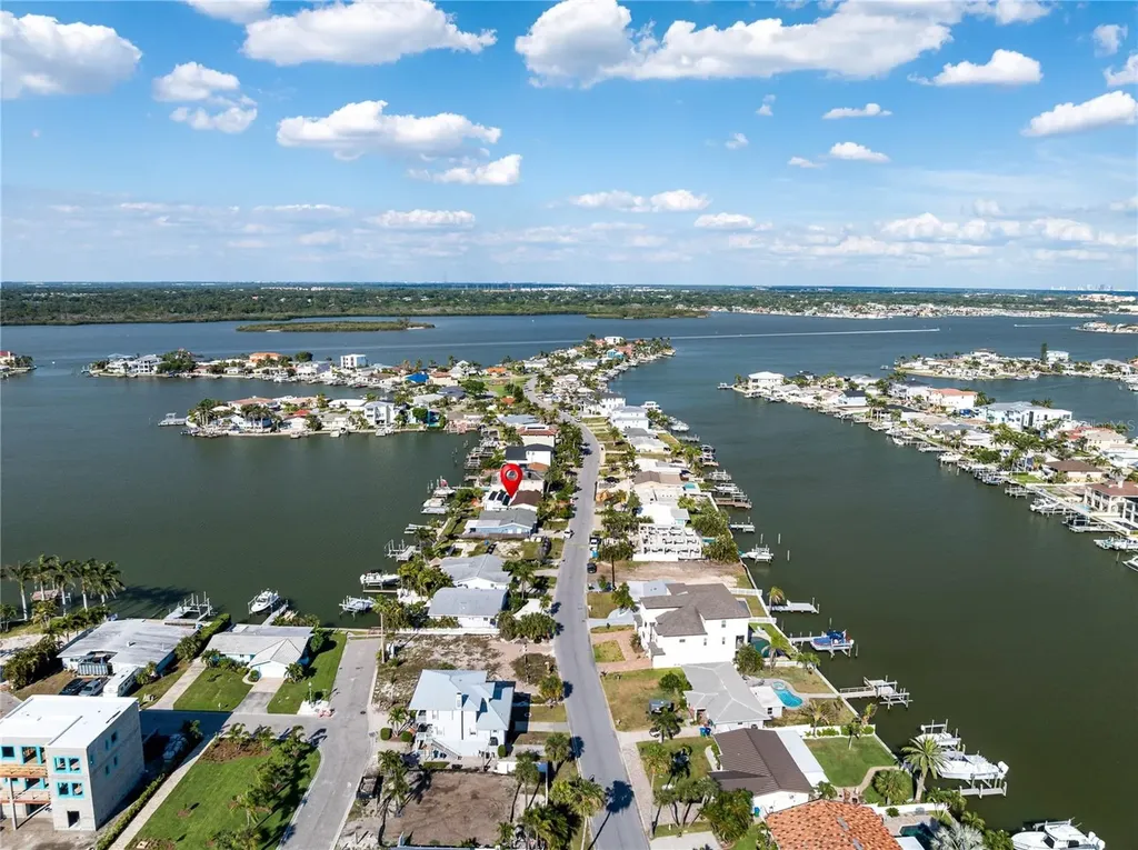 324 173rd Avenue E North Redington Beach FL 33708