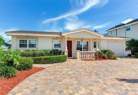 324 173RD Avenue E North Redington Beach FL 33708