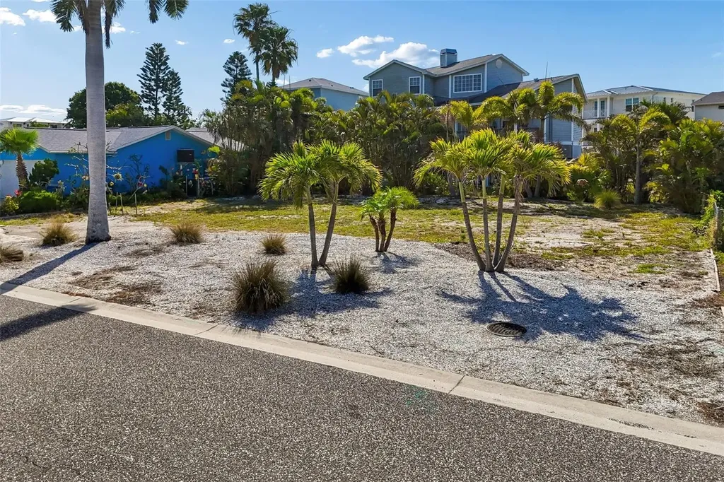 211 176th Terrace Drive E Redington Shores FL 33708