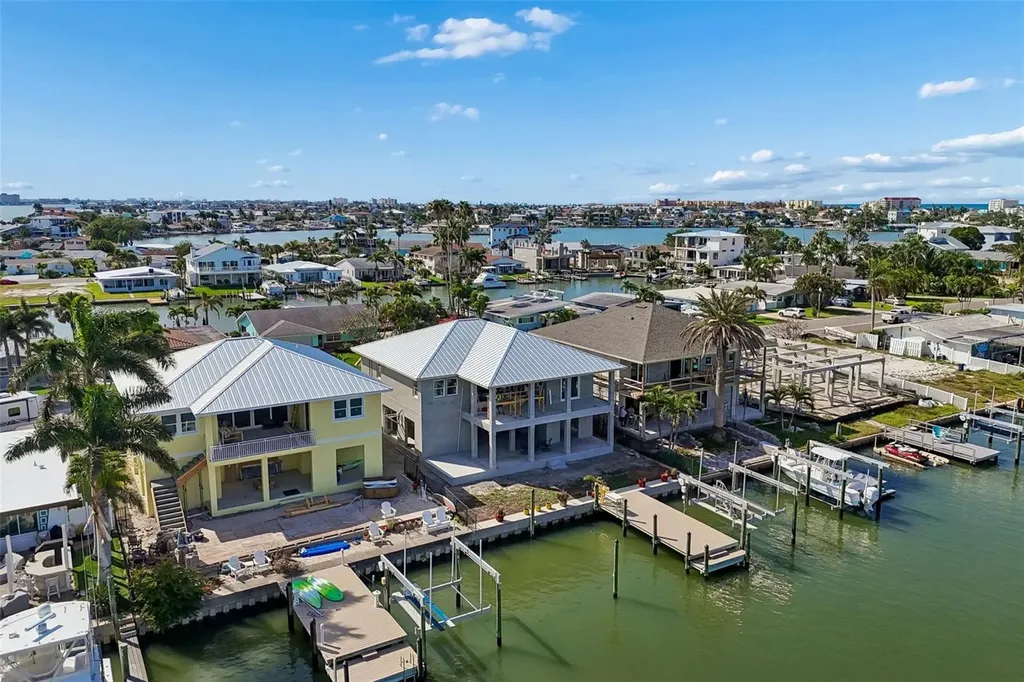 211 176th Terrace Drive E Redington Shores FL 33708