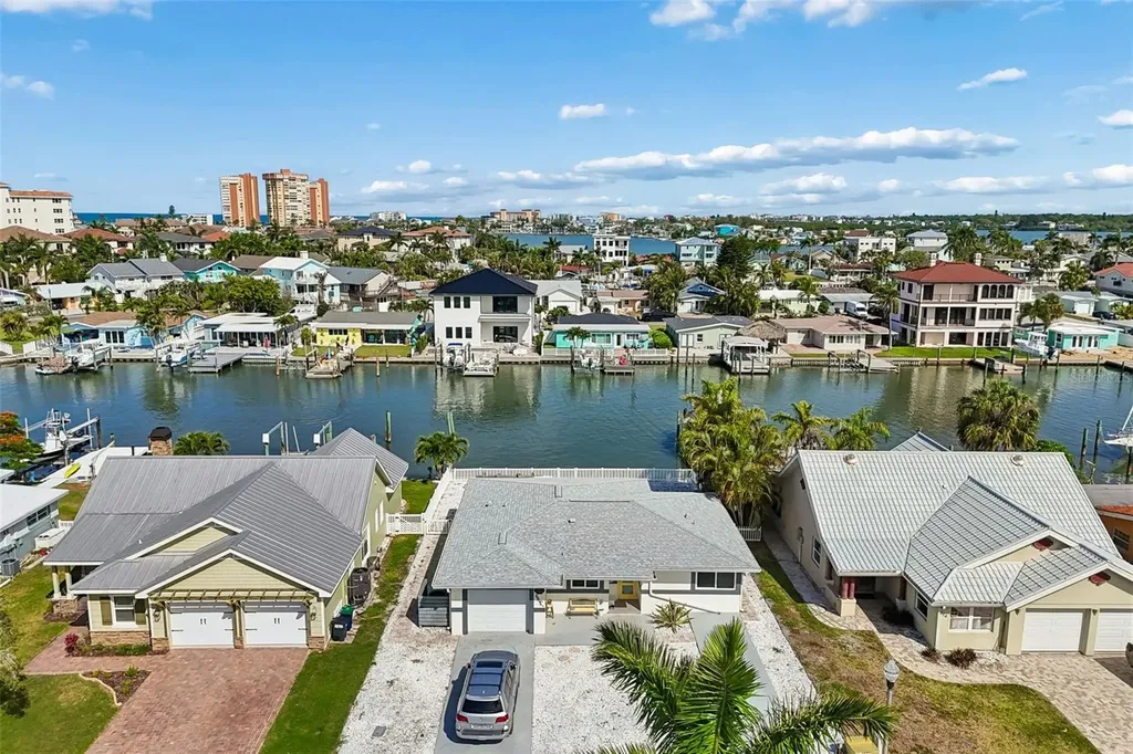 211 176th Terrace Drive E Redington Shores FL 33708