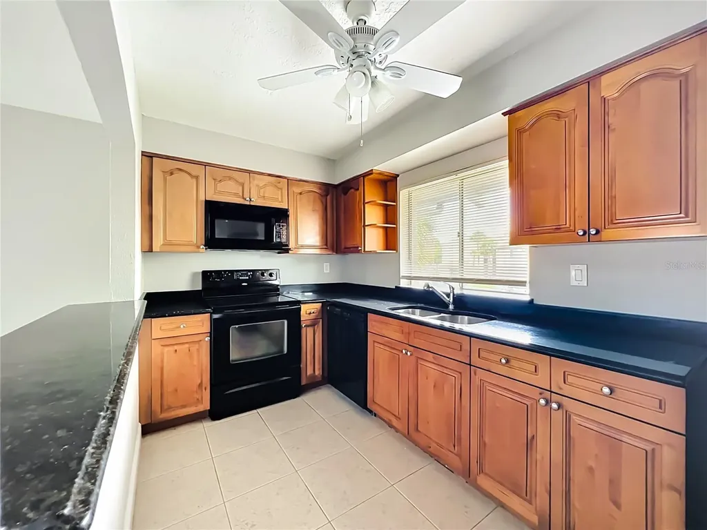 568 Orange Drive Altamonte Springs FL 32701