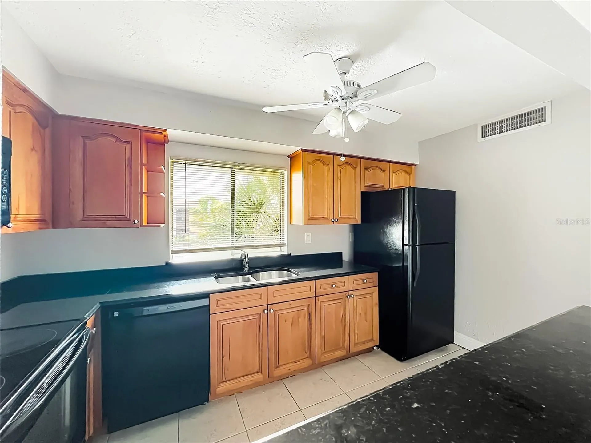 568 Orange Drive Altamonte Springs FL 32701