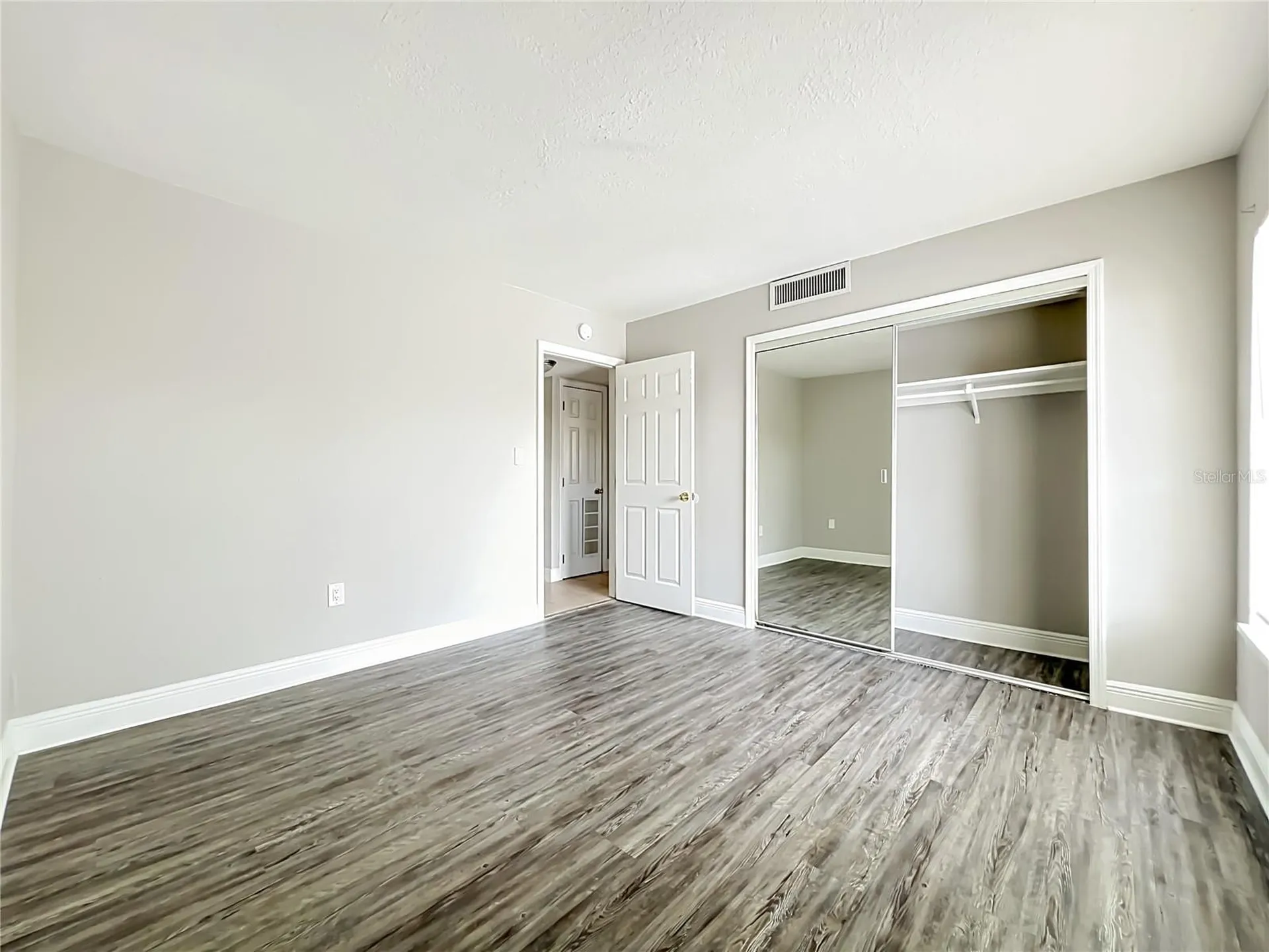 568 Orange Drive Altamonte Springs FL 32701