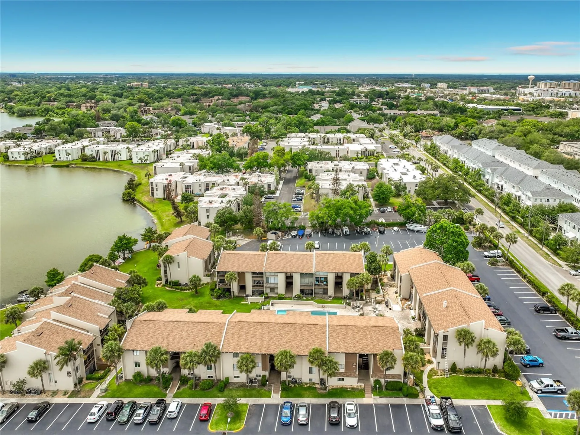 568 Orange Drive Altamonte Springs FL 32701