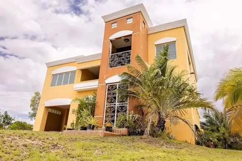 706 Street Sectot La Julia Salinas PR 00751