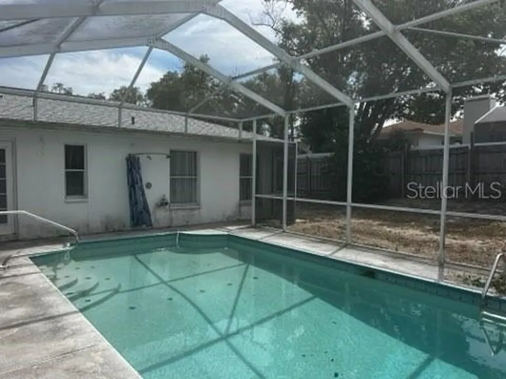1379 Henry Avenue Spring Hill FL 34608