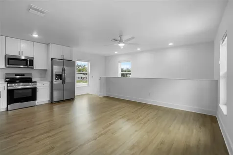 505 43rd Street S St Petersburg FL 33711