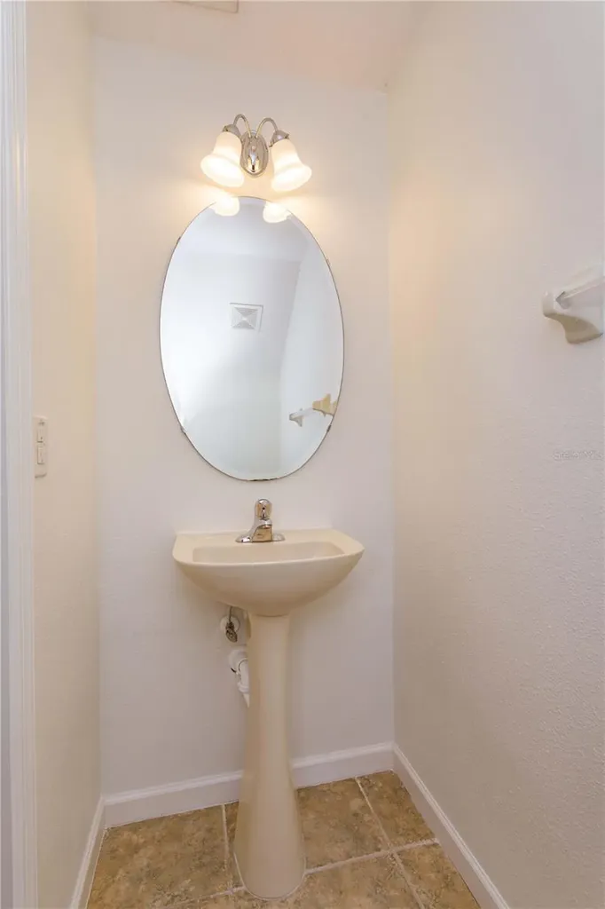 16460 Cedar Crest Drive Orlando FL 32828