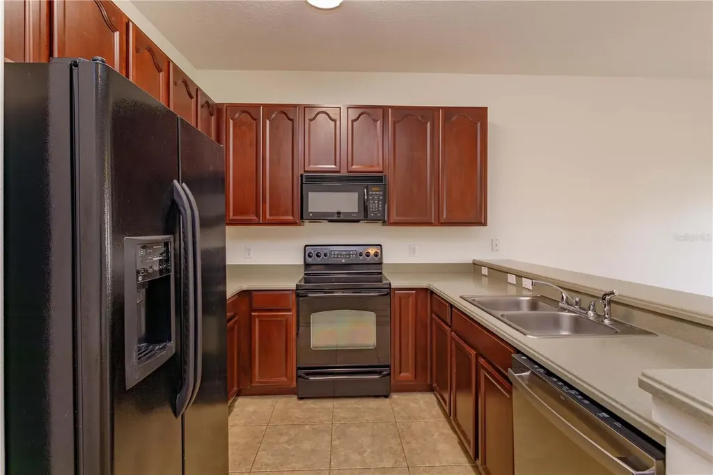 16460 Cedar Crest Drive Orlando FL 32828