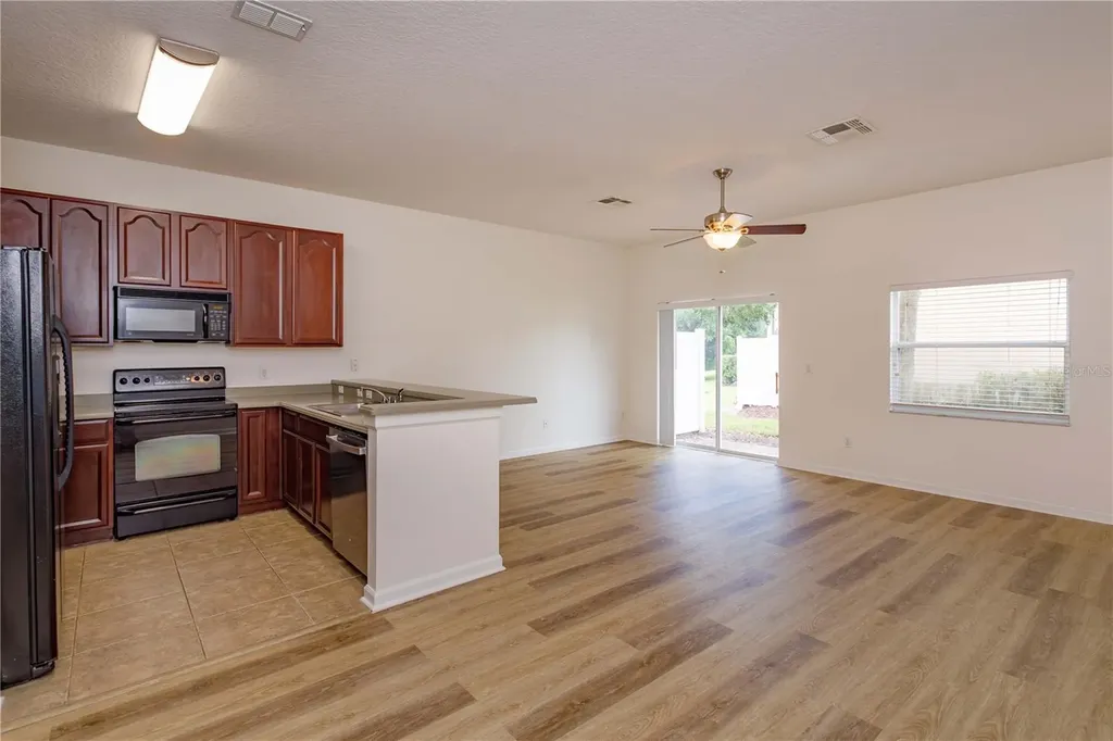 16460 Cedar Crest Drive Orlando FL 32828