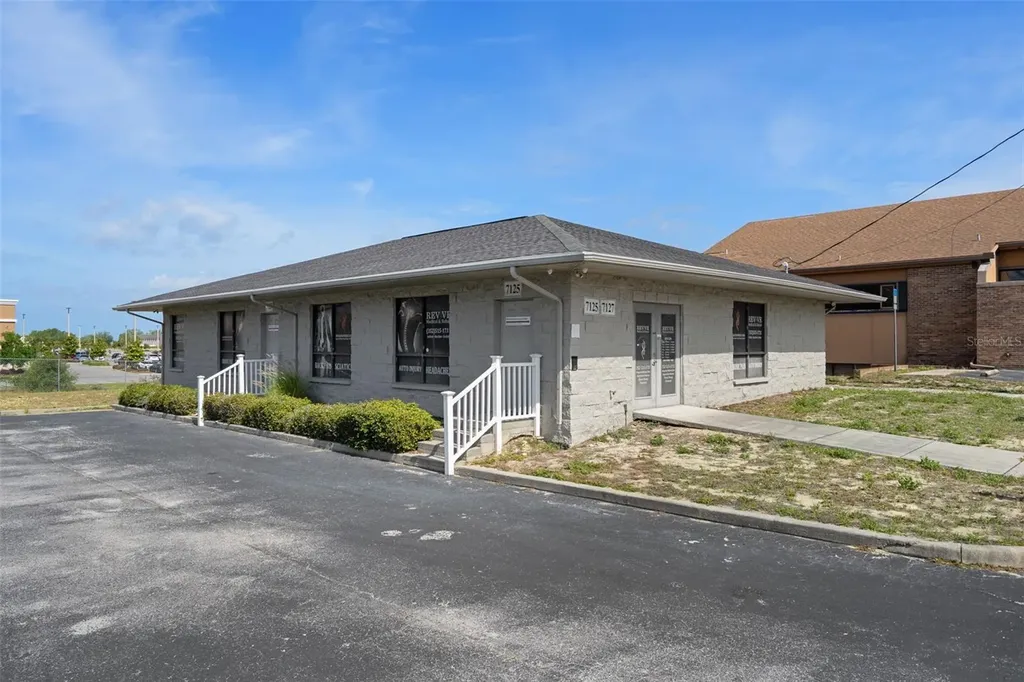 7125 Mariner Boulevard Spring Hill FL 34609