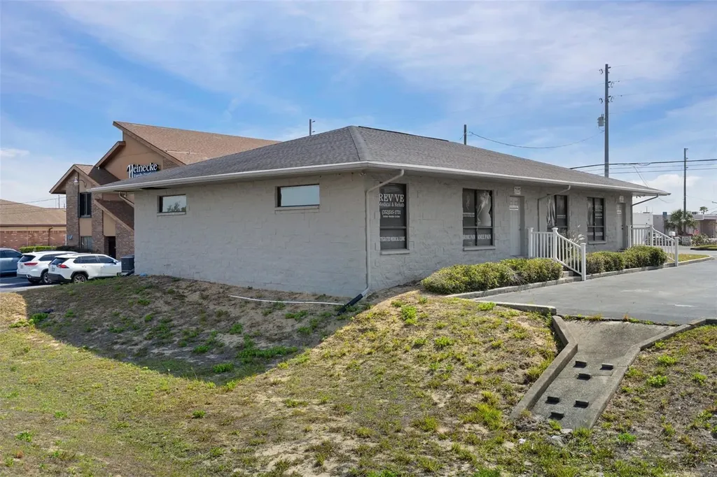 7125 Mariner Boulevard Spring Hill FL 34609