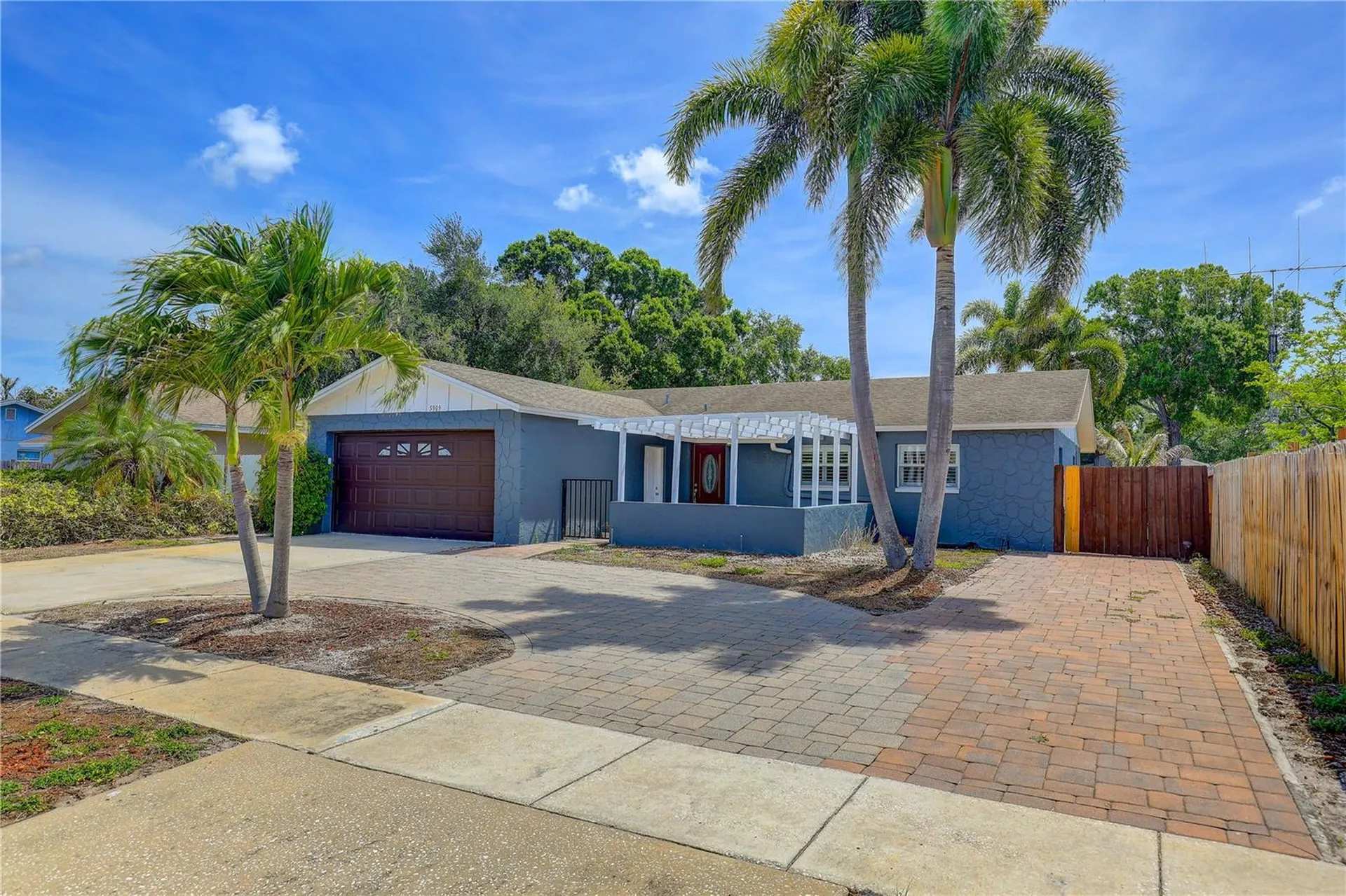 5909 71st Street N St Petersburg FL 33702