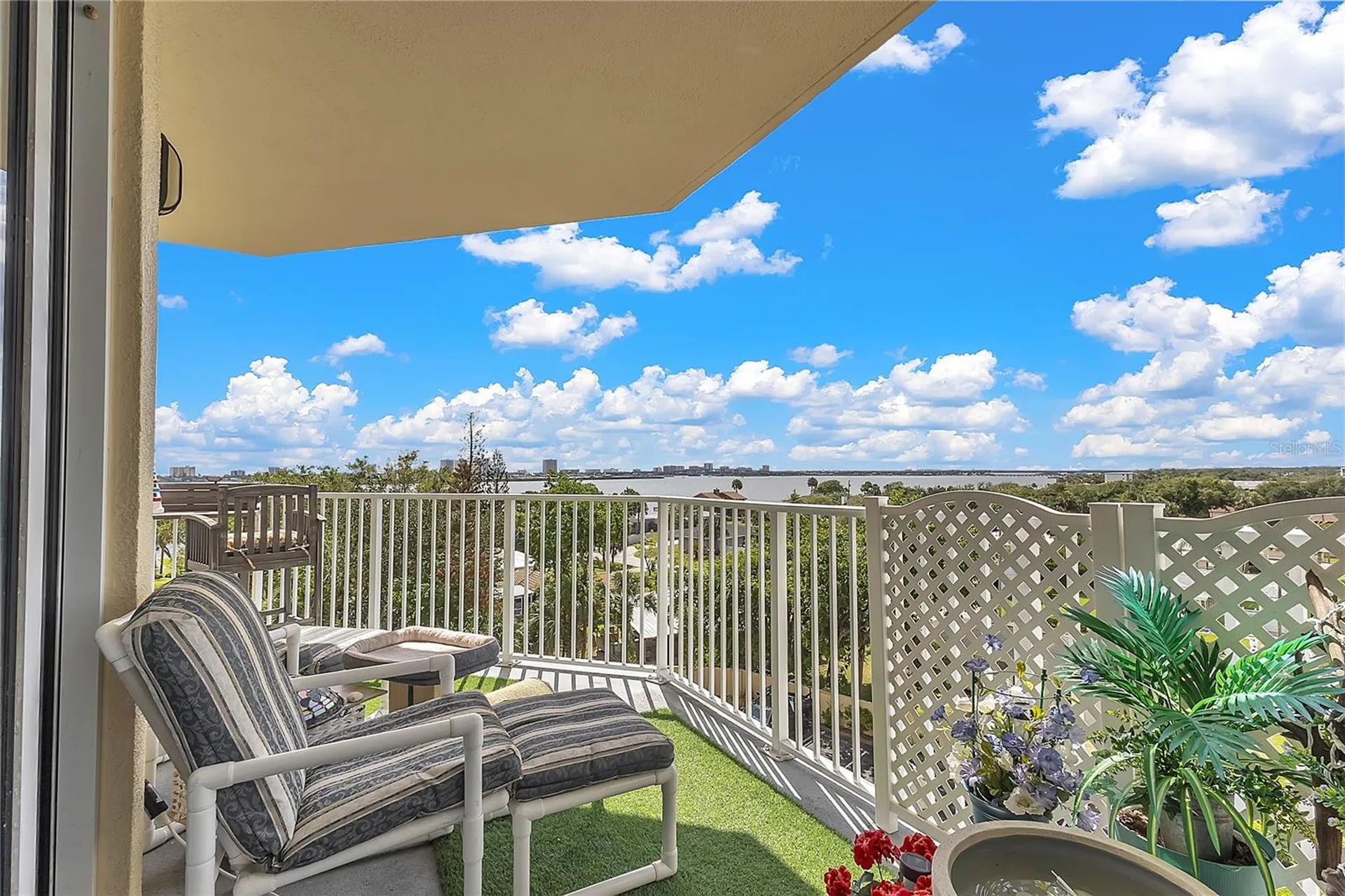 2801 S Ridgewood Avenue South Daytona FL 32119
