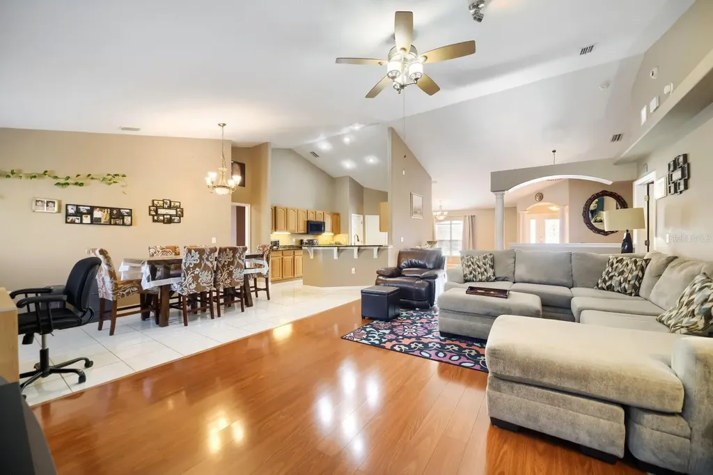 4460 Marsh Harbor Drive Tavares FL 32778