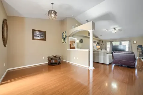 4460 Marsh Harbor Drive Tavares FL 32778