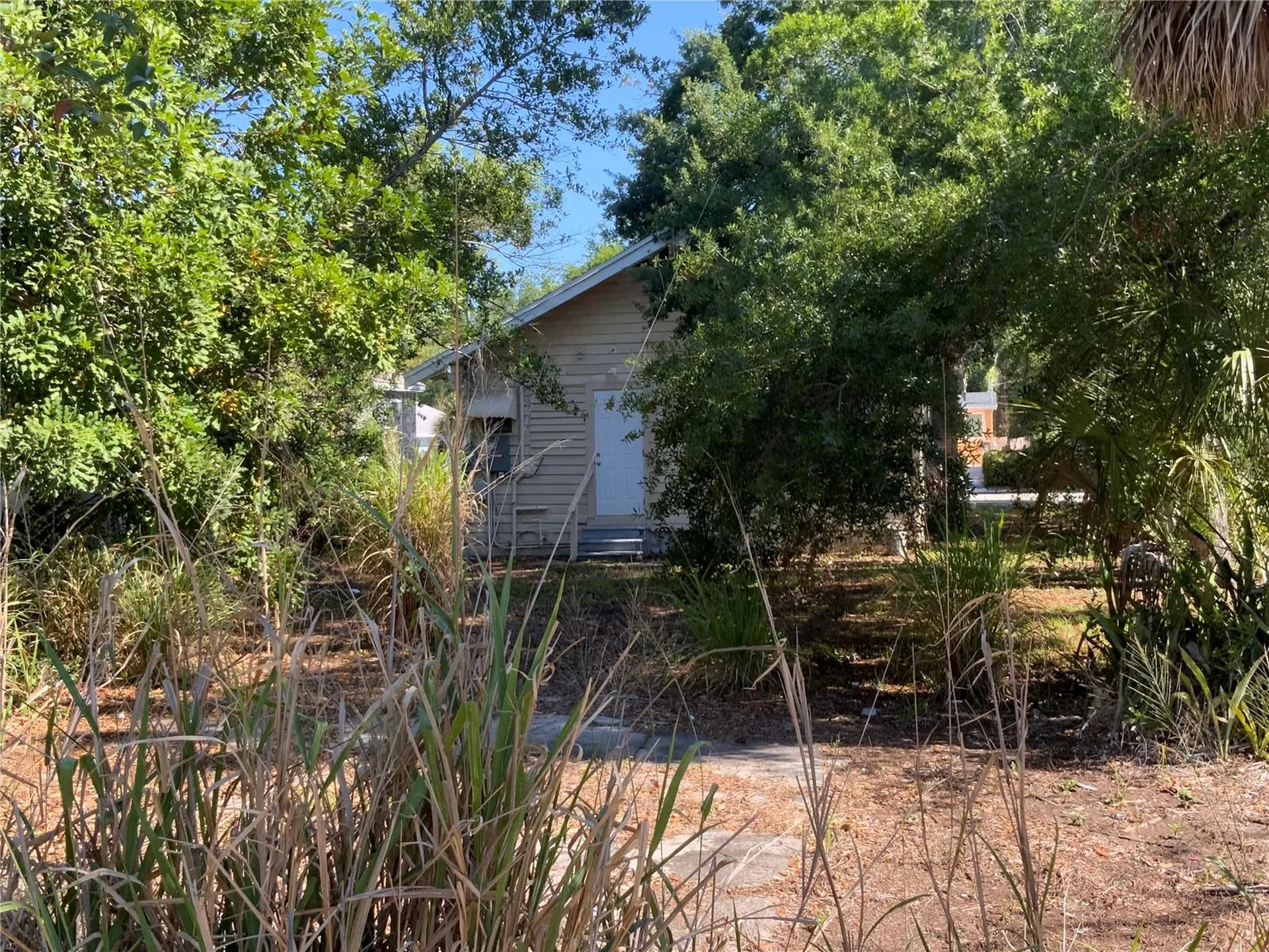 610 28th Avenue S St Petersburg FL 33705