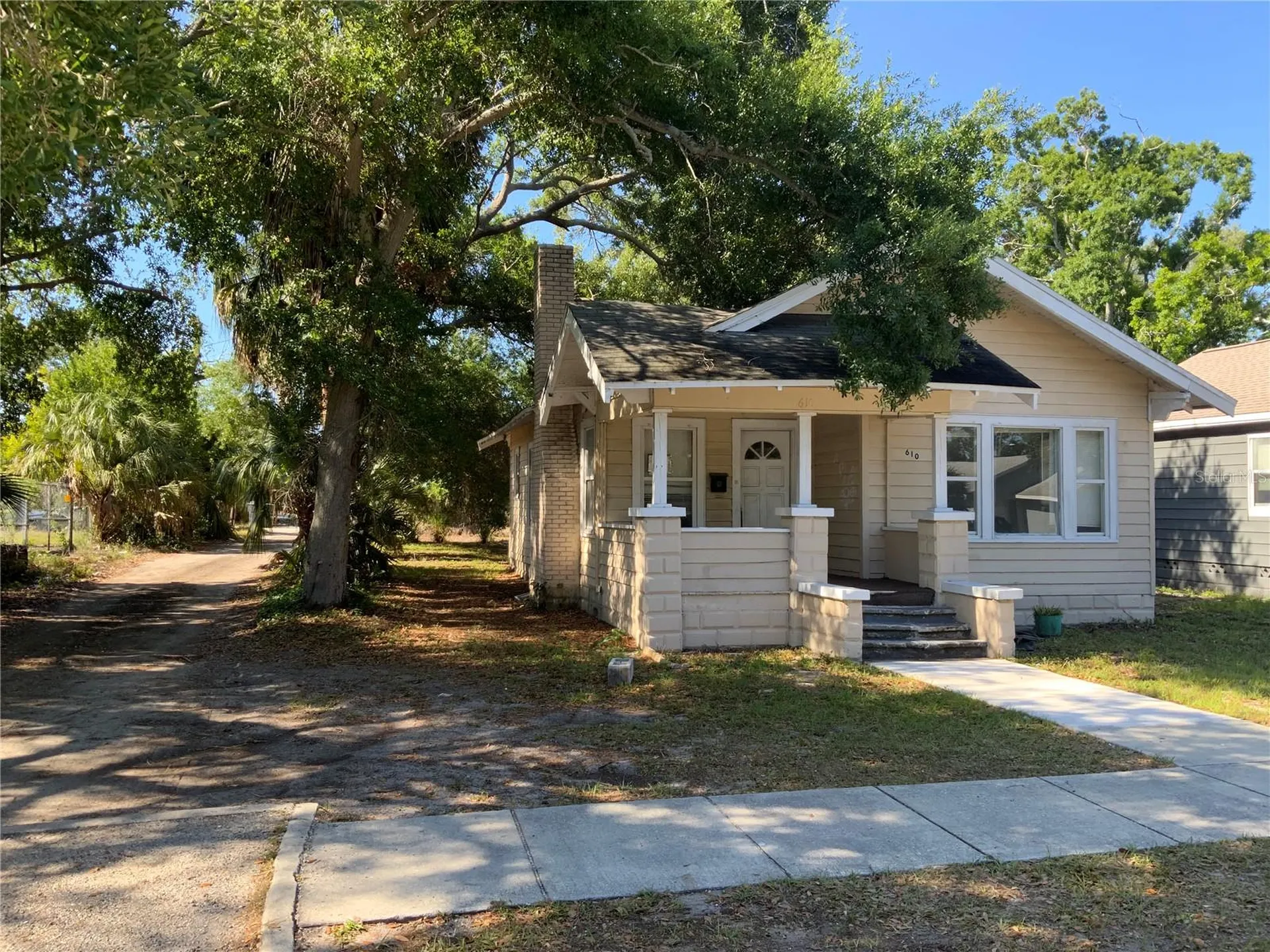 610 28th Avenue S St Petersburg FL 33705
