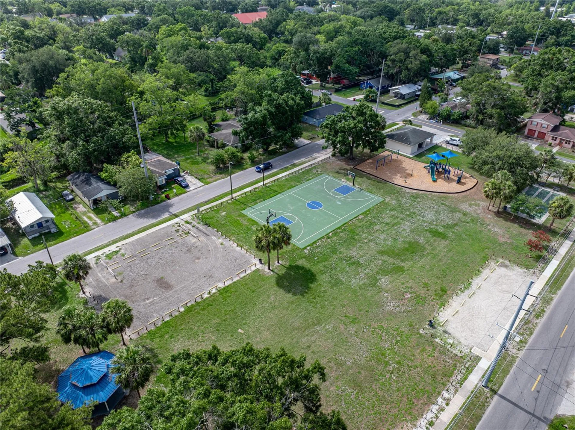 602 E Laura Street Plant City FL 33563