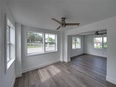 602 E Laura Street Plant City FL 33563