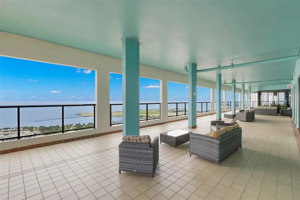 1 Beach Drive SE St Petersburg FL 33701