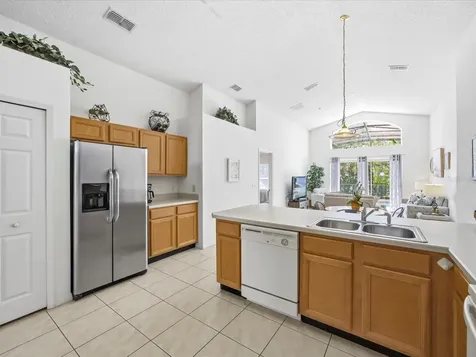 178 Hideaway Beach Lane Kissimmee FL 34746