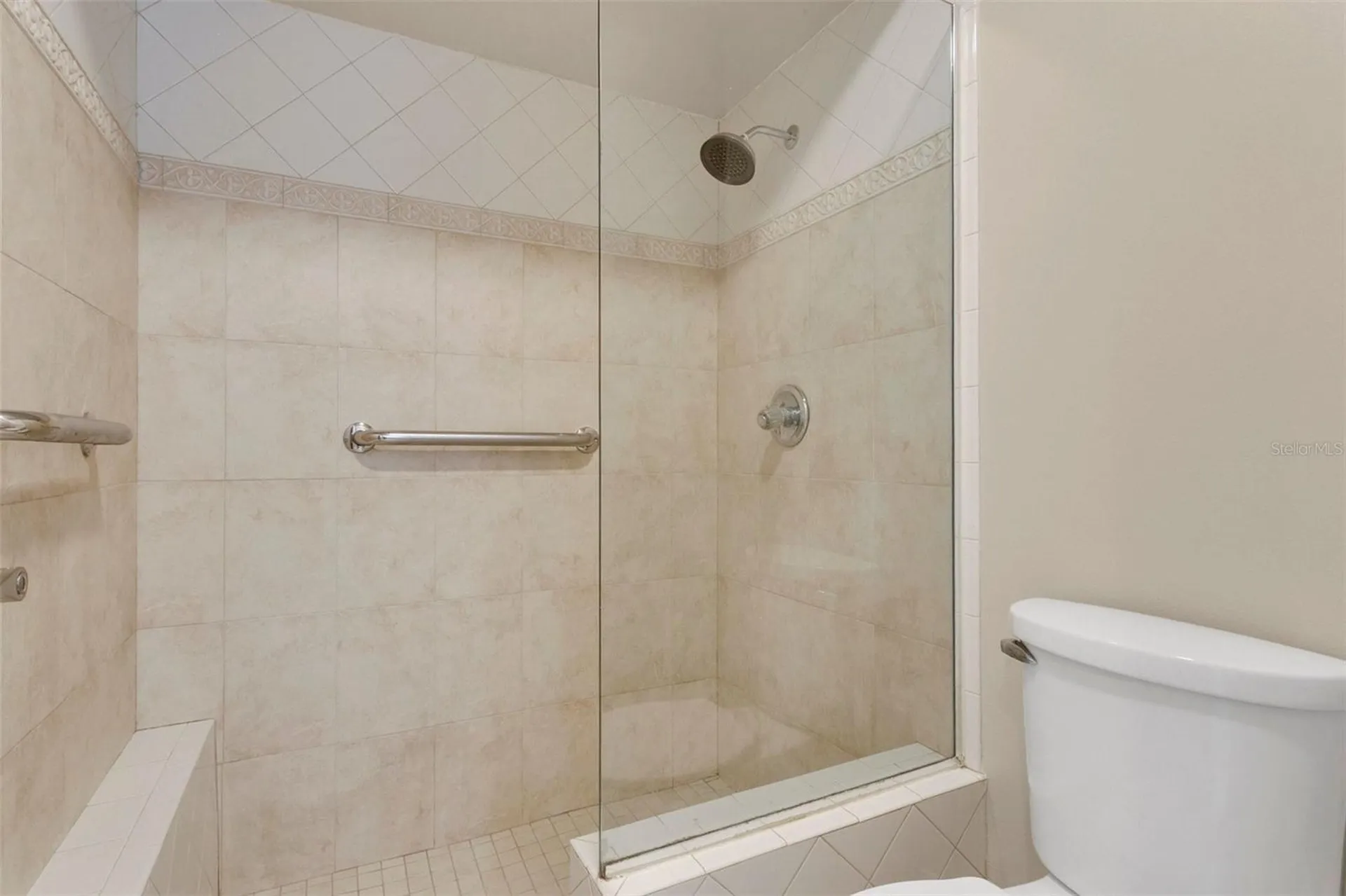 5807 Red Dahlia Court Orlando FL 32807