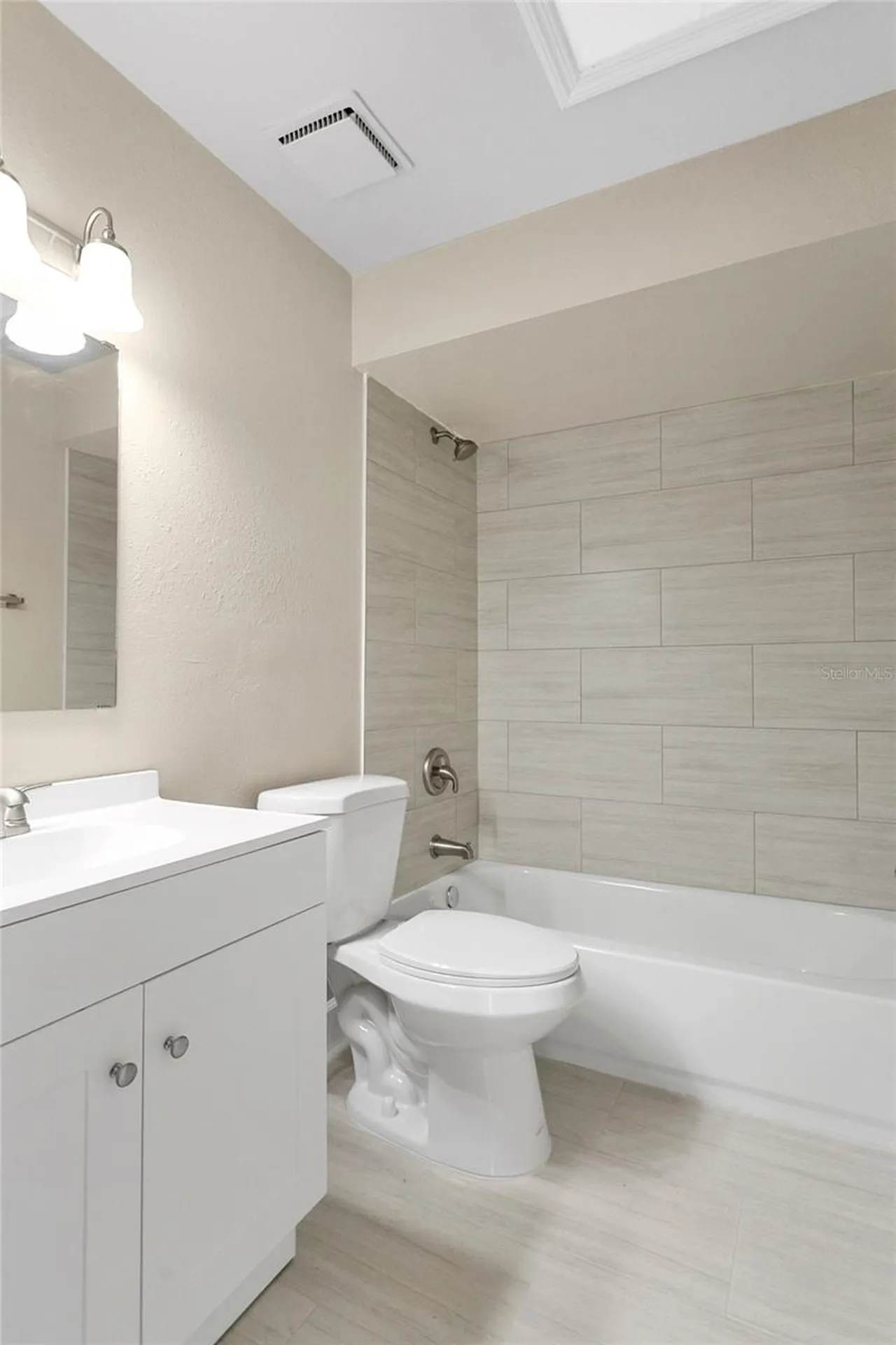 5807 Red Dahlia Court Orlando FL 32807