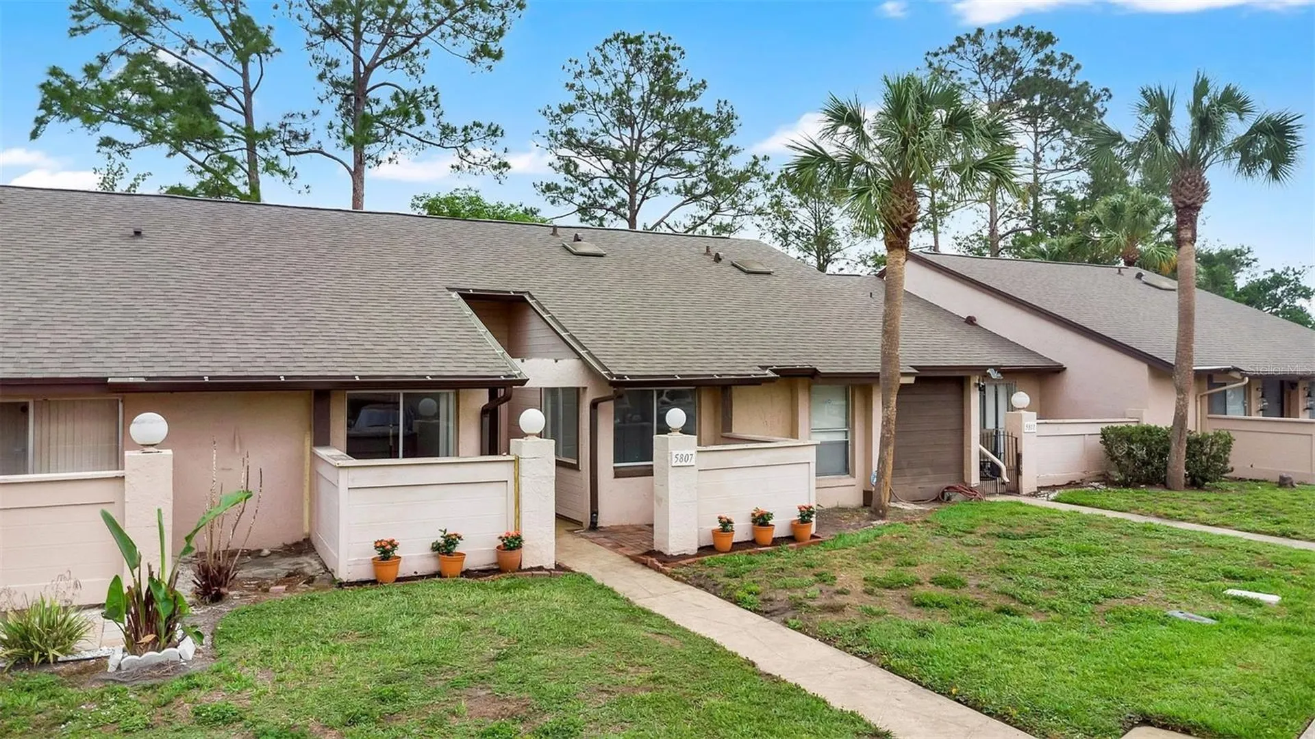 5807 Red Dahlia Court Orlando FL 32807