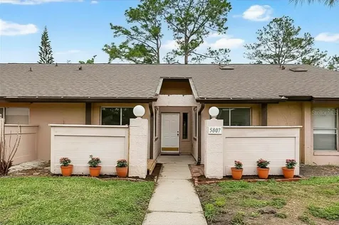 5807 Red Dahlia Court Orlando FL 32807