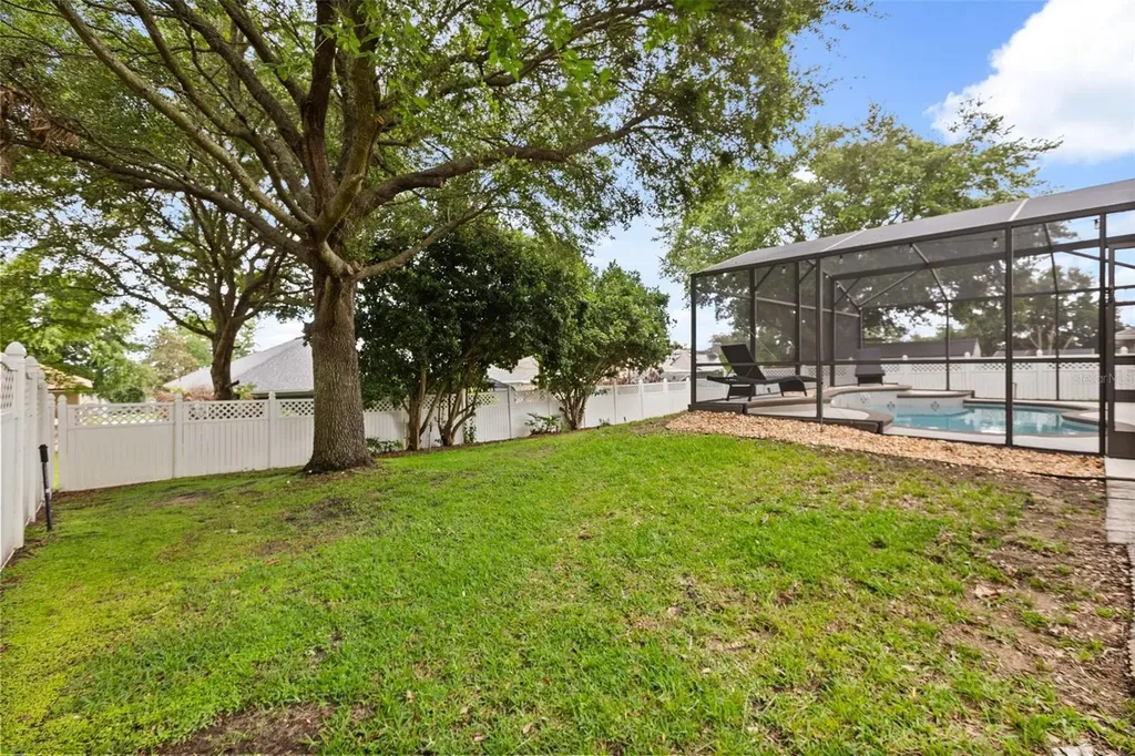 2292 Stanford Court Clermont FL 34711