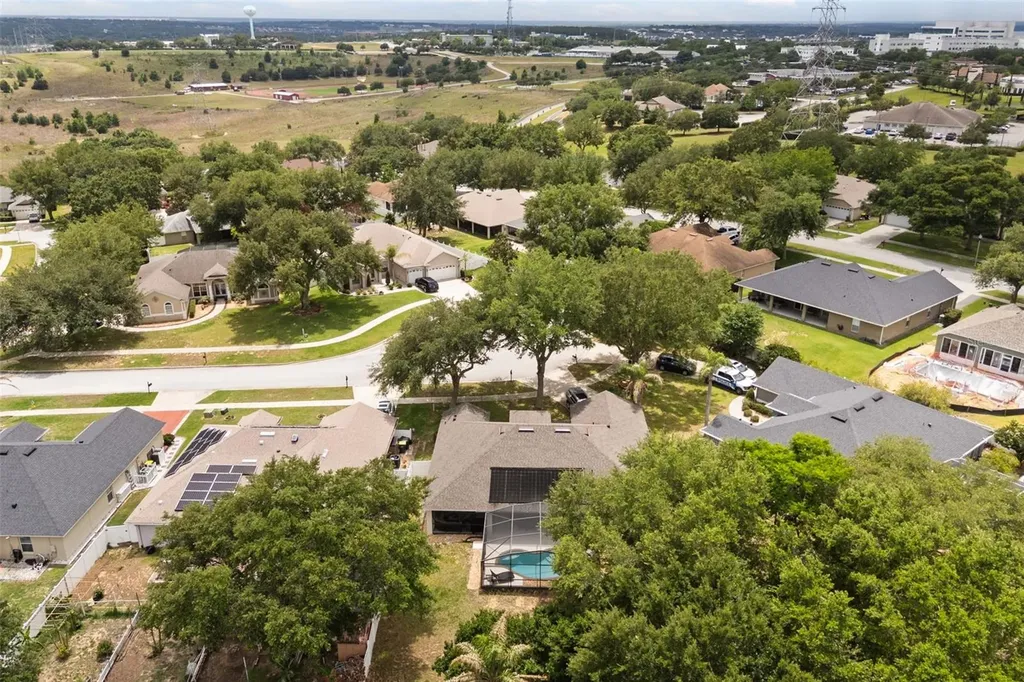 2292 Stanford Court Clermont FL 34711