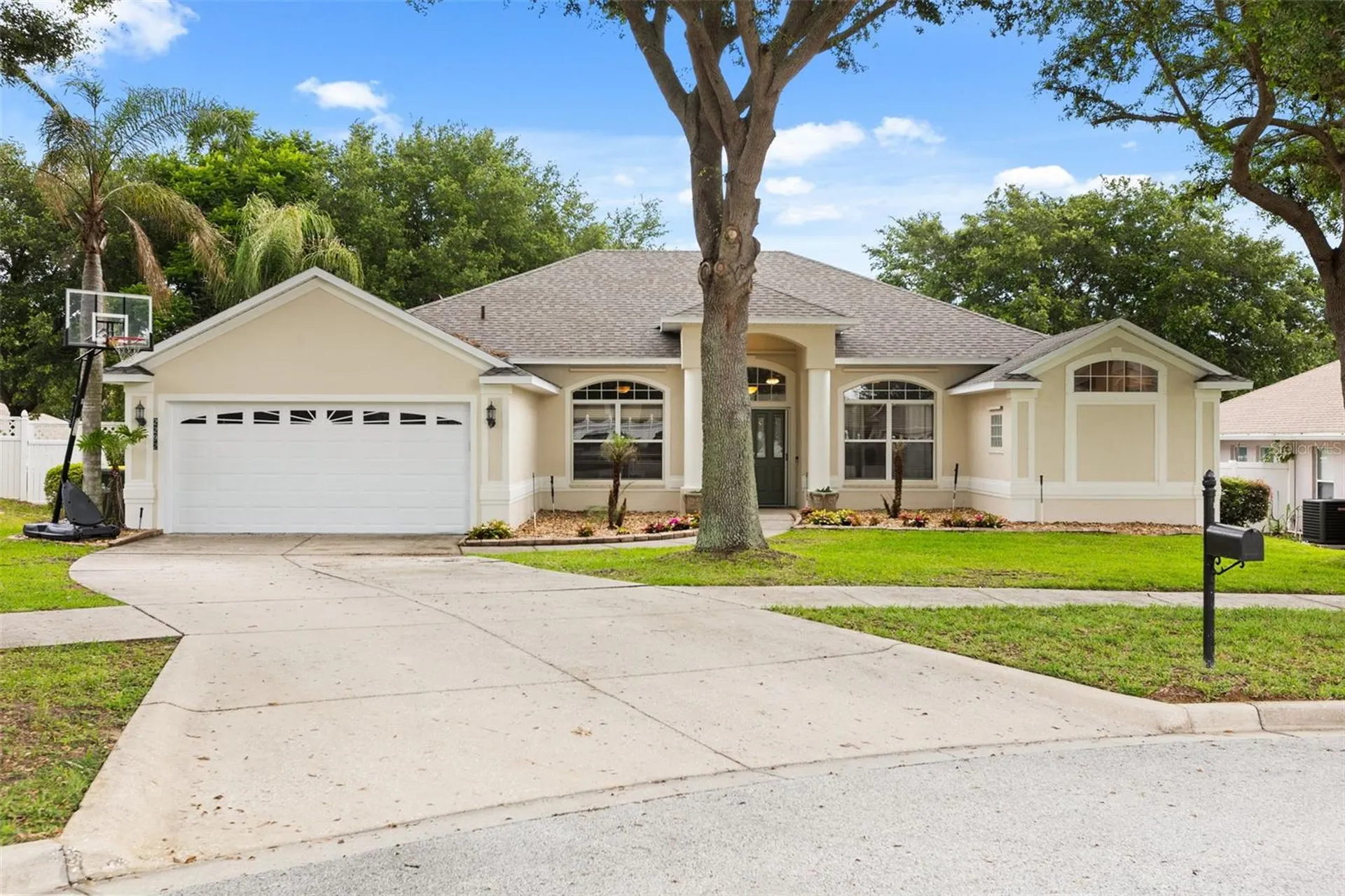 2292 Stanford Court Clermont FL 34711