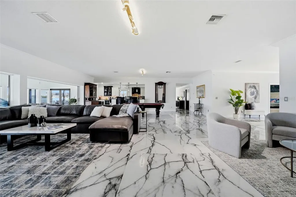 5207 Bay State Road Palmetto FL 34221