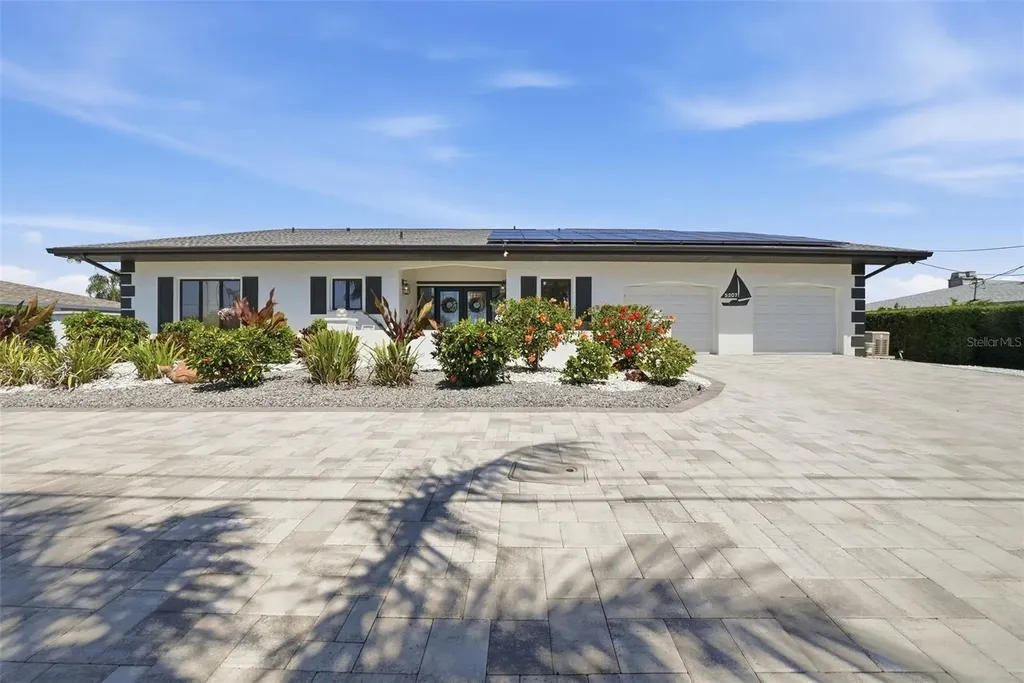5207 Bay State Road Palmetto FL 34221