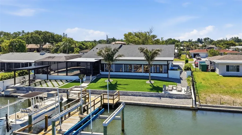 5207 Bay State Road Palmetto FL 34221