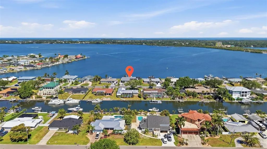 5207 Bay State Road Palmetto FL 34221
