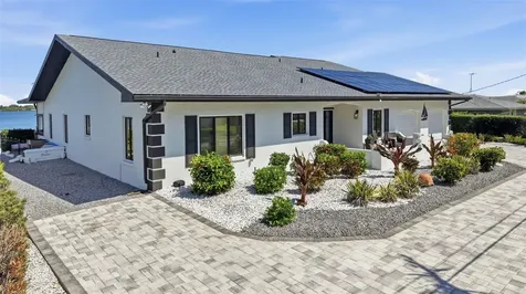 5207 Bay State Road Palmetto FL 34221