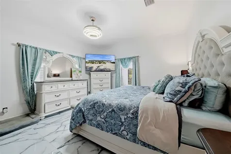 5207 Bay State Road Palmetto FL 34221
