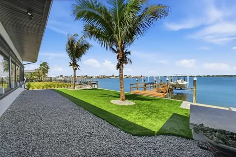 5207 Bay State Road Palmetto FL 34221