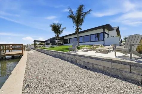 5207 Bay State Road Palmetto FL 34221