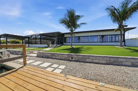 5207 Bay State Road Palmetto FL 34221