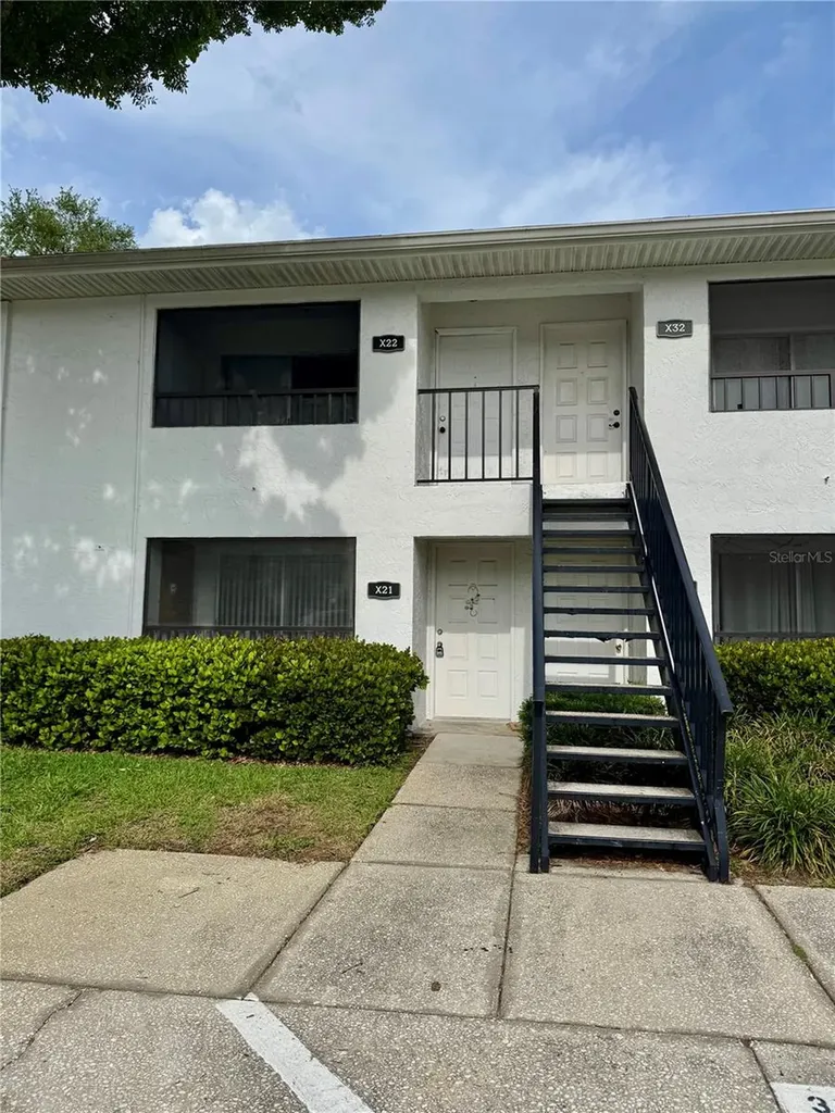 3804 N Oak Drive Tampa FL 33611