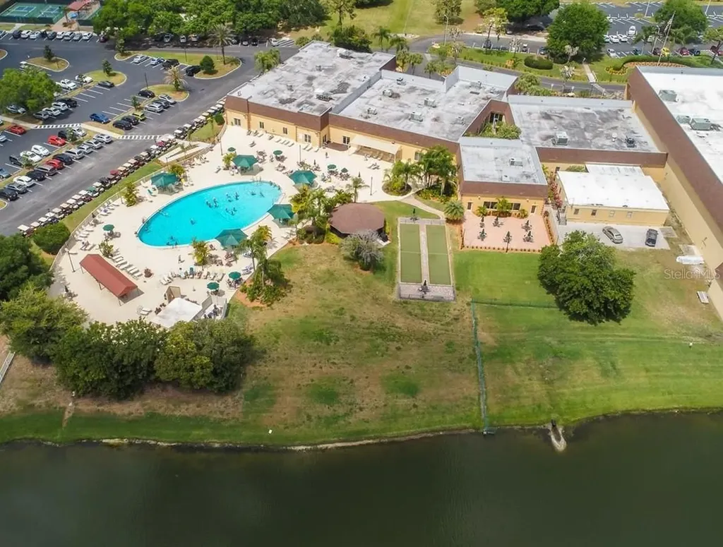 302 Canton Court Sun City Center FL 33573