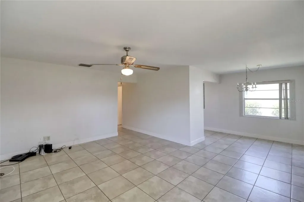 302 Canton Court Sun City Center FL 33573