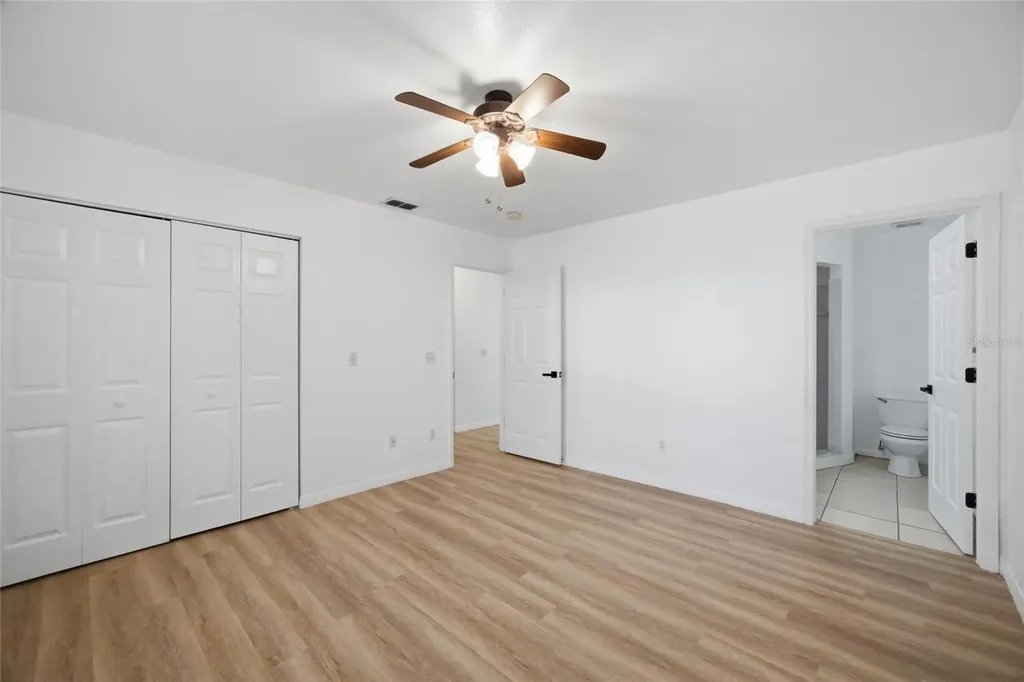 8512 N Dixon Avenue Tampa FL 33604
